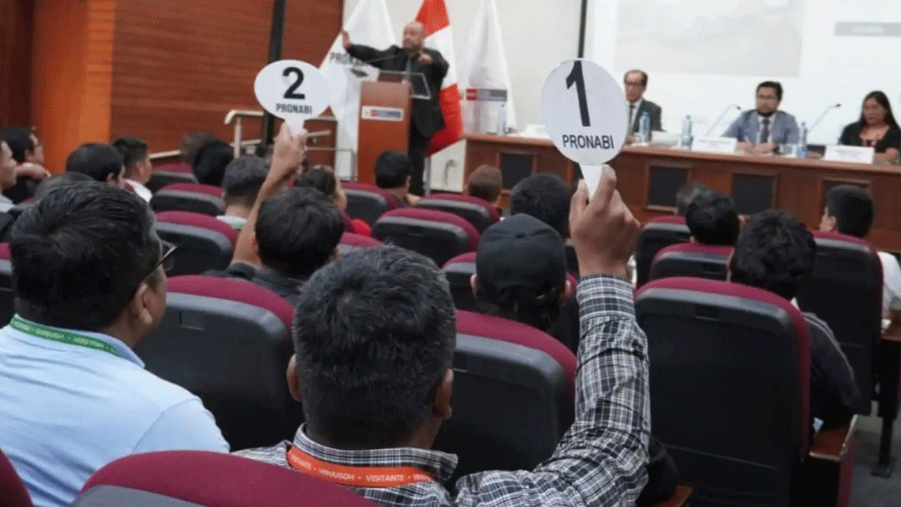 Subasta de vehículos incautados rompe récord y supera el 1 380 000 sol en recaudación