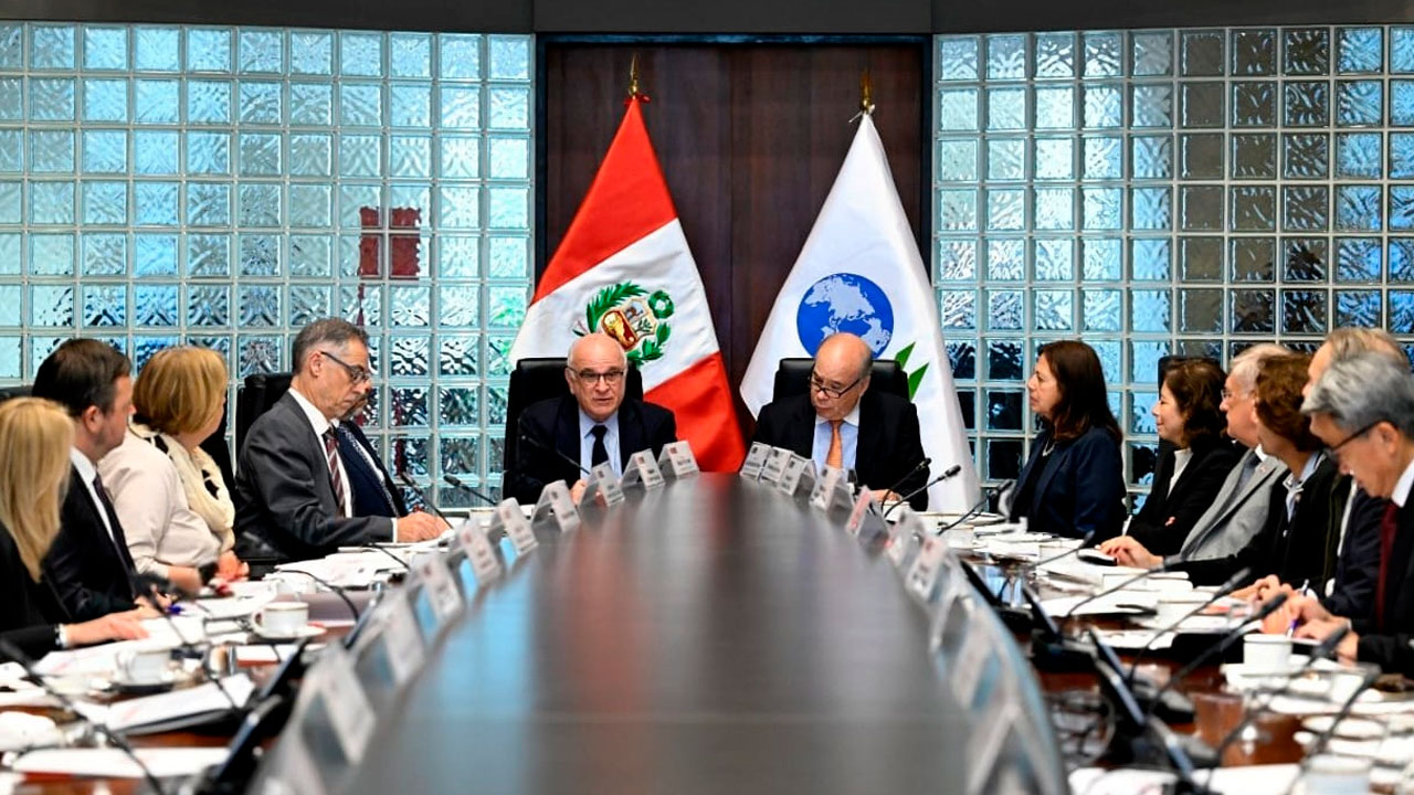 Perú acelera reformas económicas para avanzar en su ingreso a la OCDE