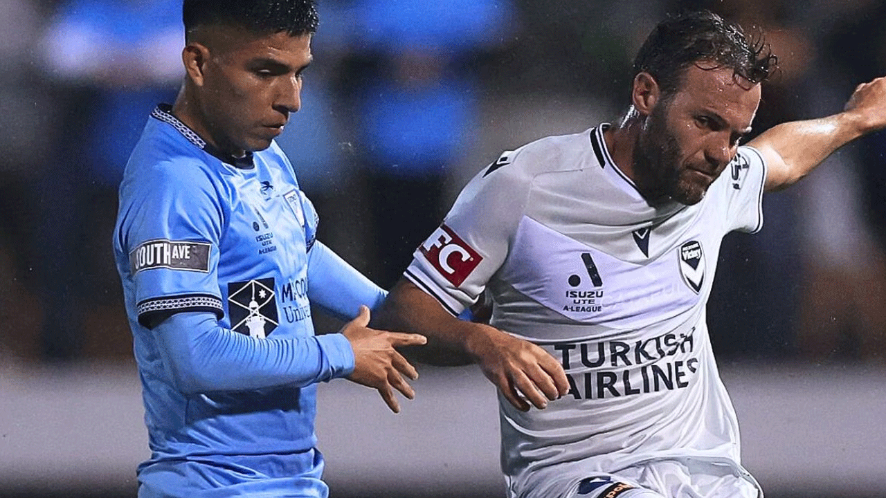 Quispe conduce a Sydney FC a semifinales tras imponerse a Melbourne Victory