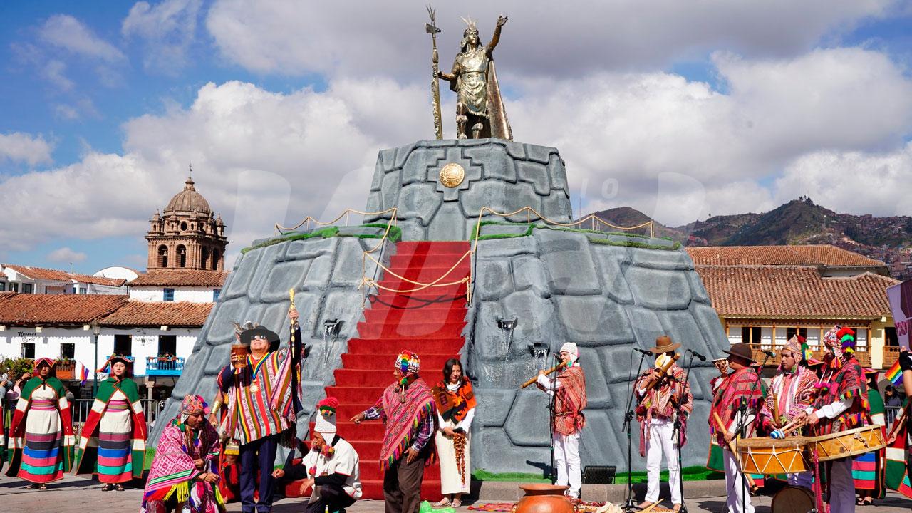 Ceremonia ancestral abre el mes jubilar en Cusco